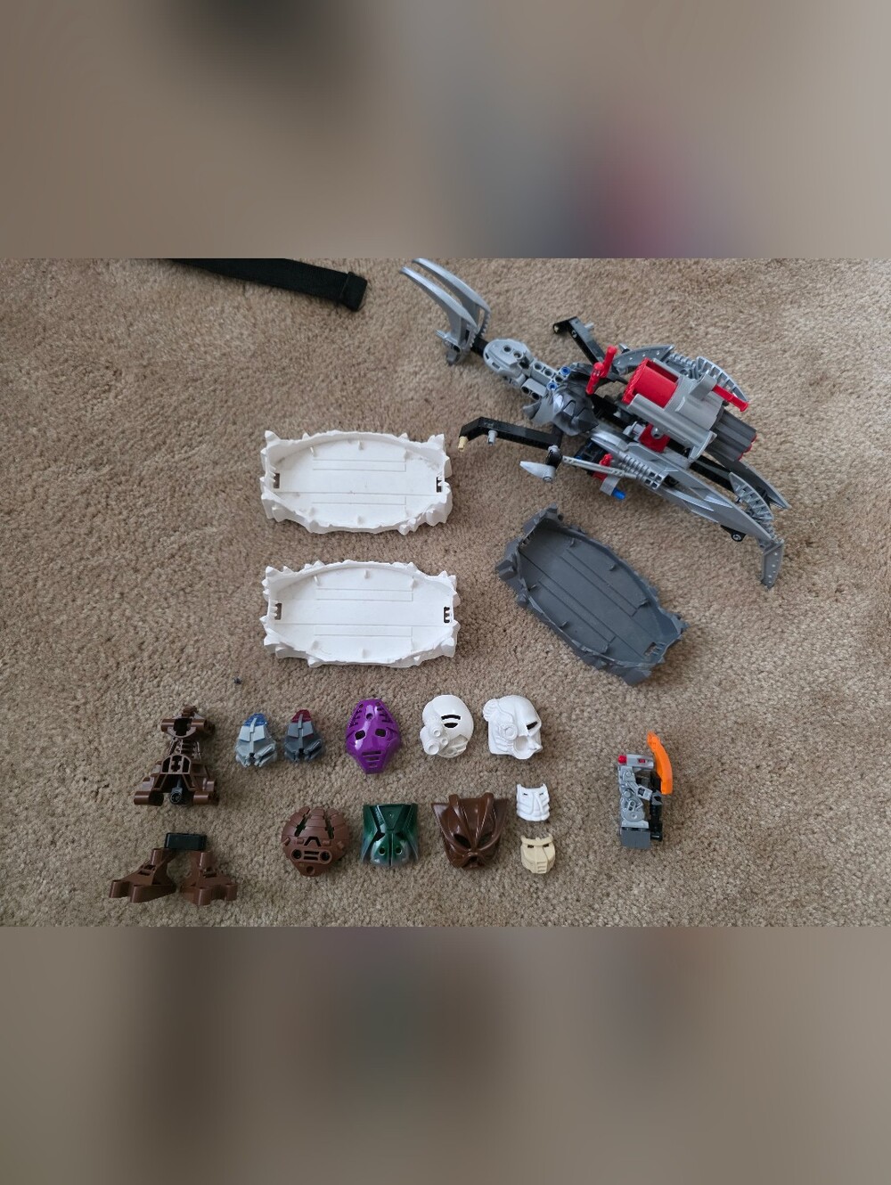 Vintage | LEGO Bionicle parts and action figure accessories | Guc.
